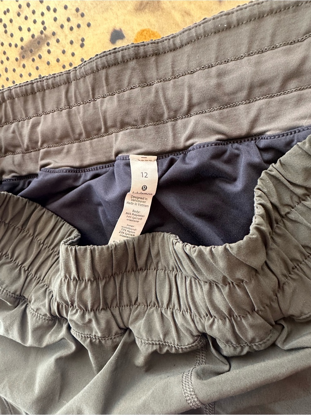 Lululemon Track That Mid Rise Lined Short 5” - Picture 4 of 4